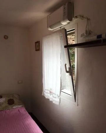 Guest house Perti Alta